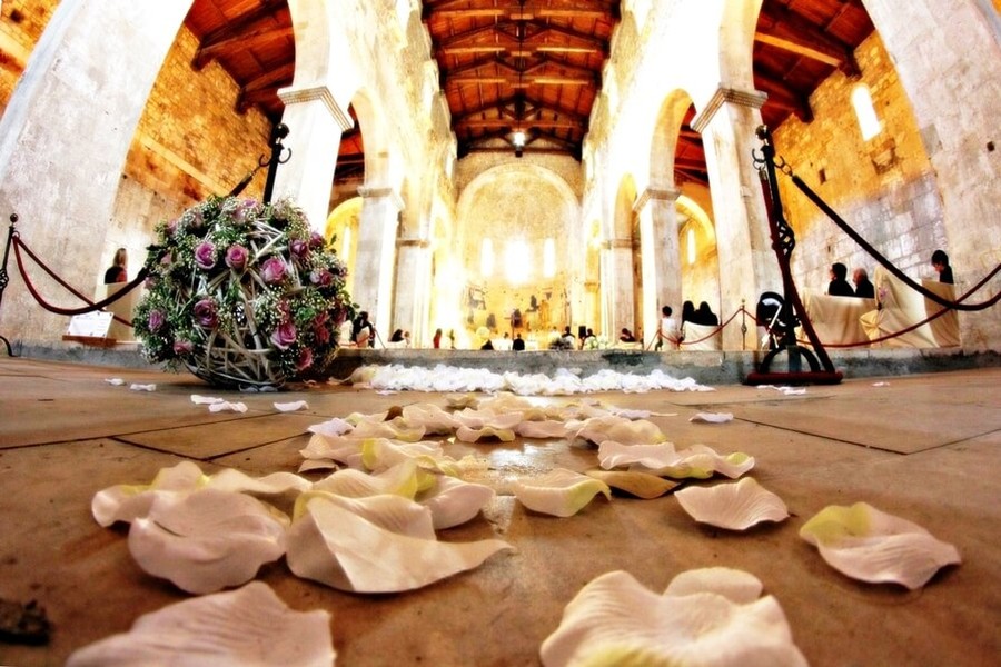 FotoWireless - l'abbazia di San Liberatore a Maiella, a Serramonacesca, meta di molti matrimoni eleganti
